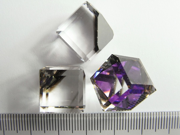 ���������饹�ܥ���