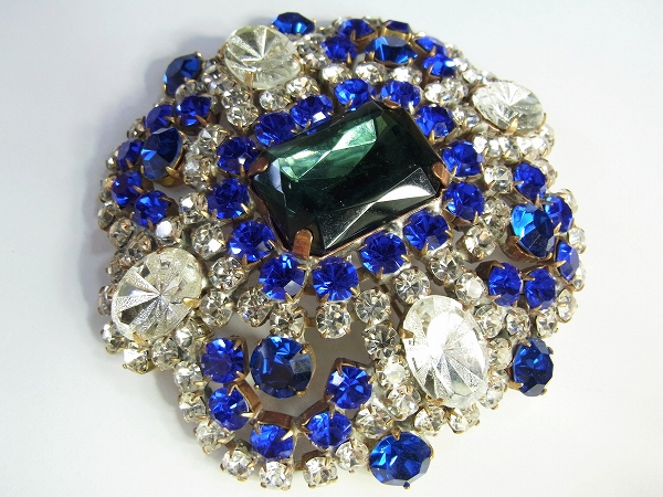 ���������饹�ܥ���