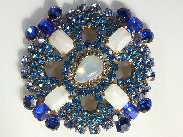 ���������饹�ܥ���