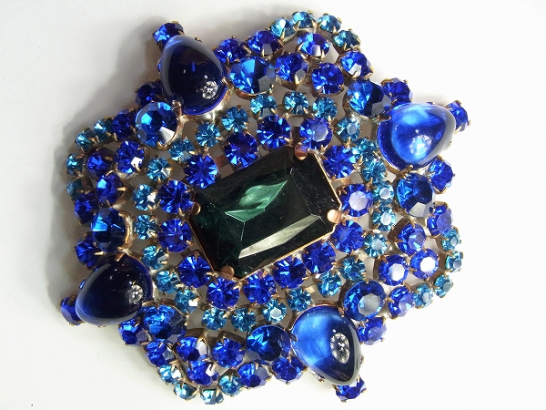 ���������饹�ܥ���