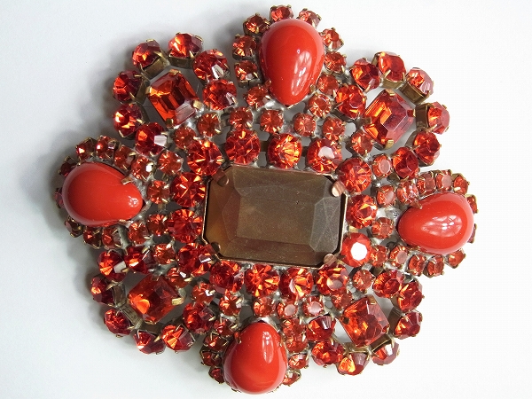 ���������饹�ܥ���