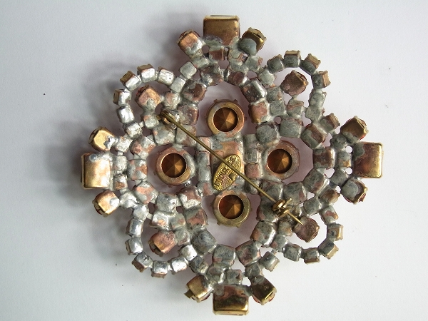 ���������饹�ܥ���