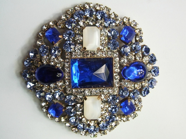 ���������饹�ܥ���