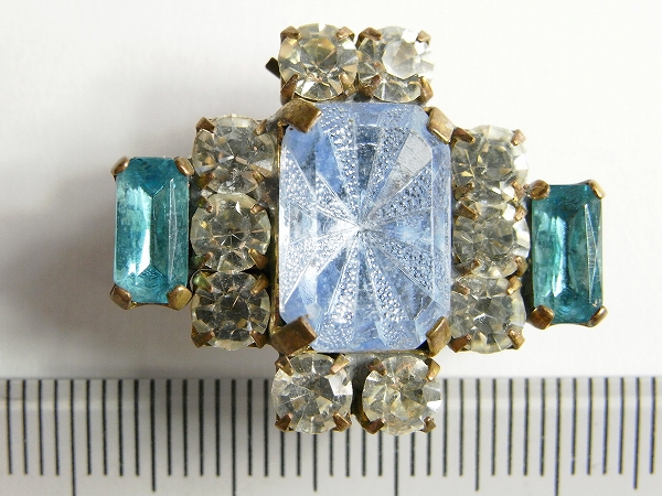 ���������饹�ܥ���